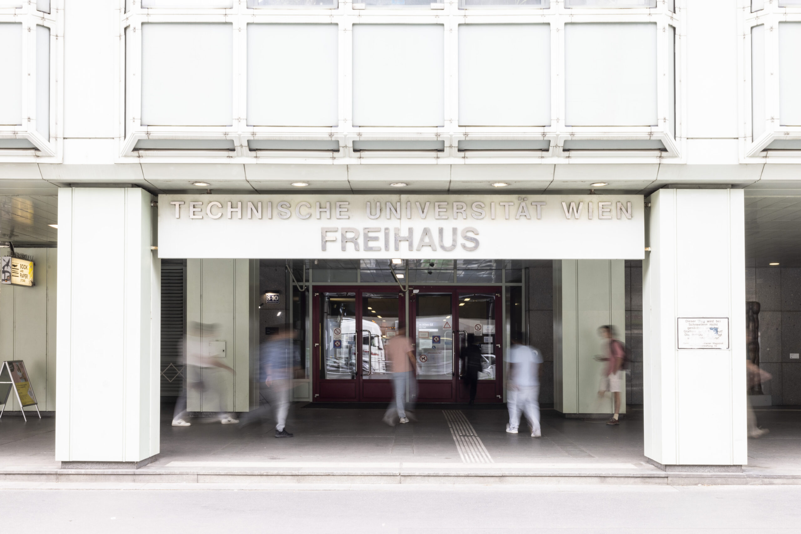 Eingang Freihaus Eingang Freihaus